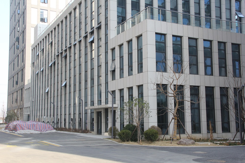 鞍山某写字楼倾斜纠偏