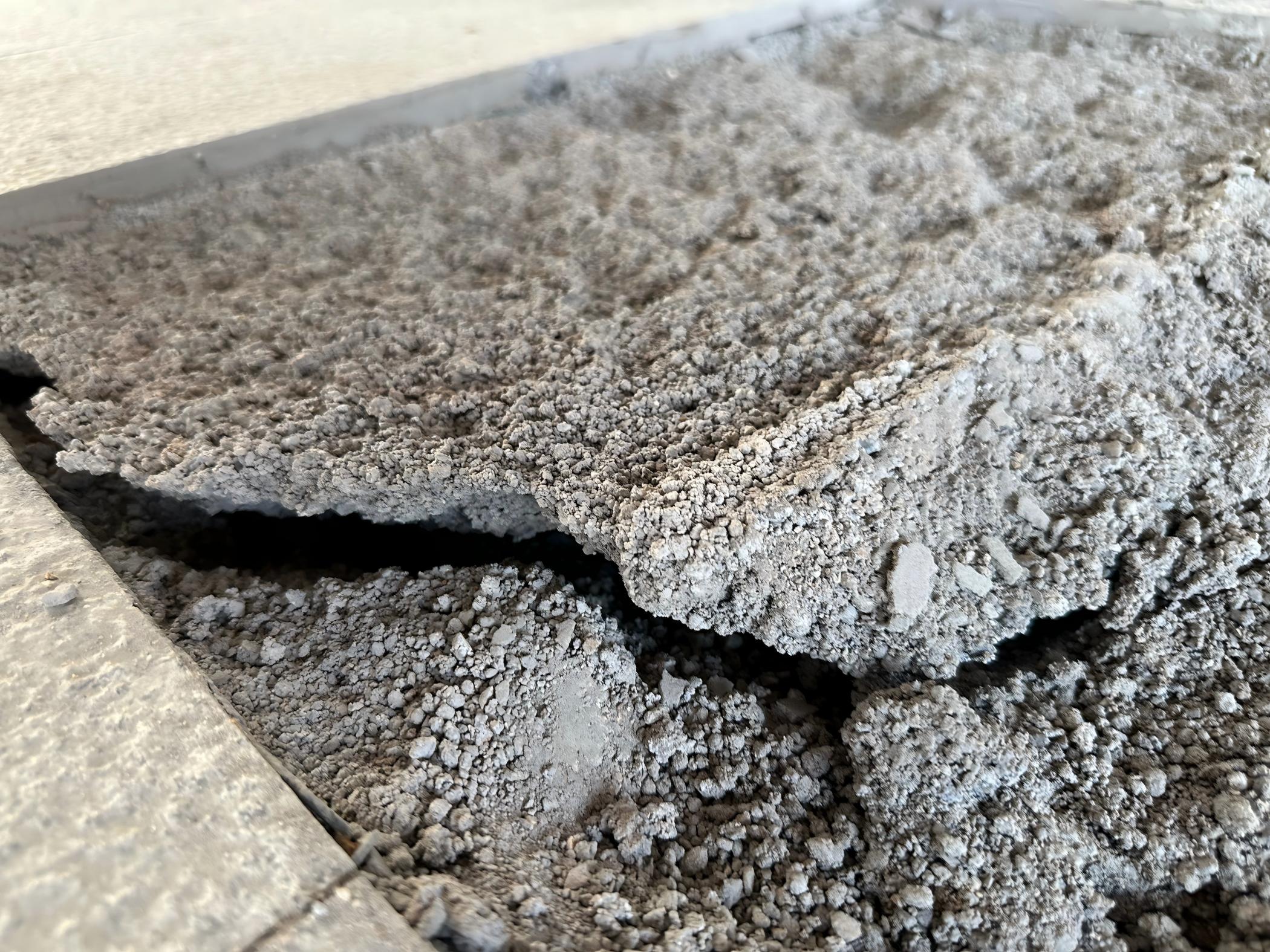 仓库地面不平、设备倾斜?详解微孔无损可控的MNC无差别沉降修复技术优势 仓库地面不平、设备倾斜?详解微孔无损可控的MNC无差别沉降修复技术优势